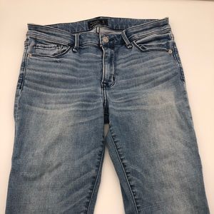 Abercrombie & Fitch stretchy skinny leg jeans size 27/4